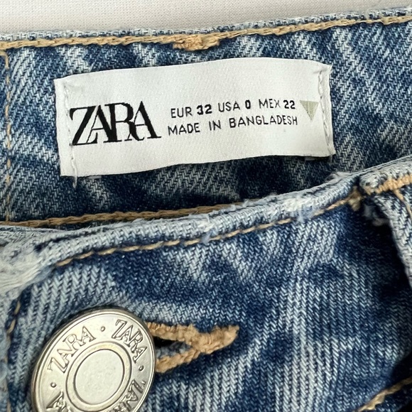 Zara Distressed High Rise Mom Jeans - Picture 12 of 13